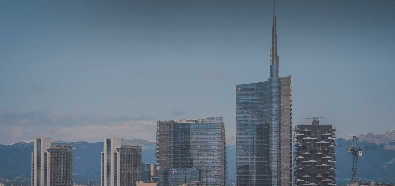 The Digitization of Customer Relationships in Italian Banks and Insurance Companies